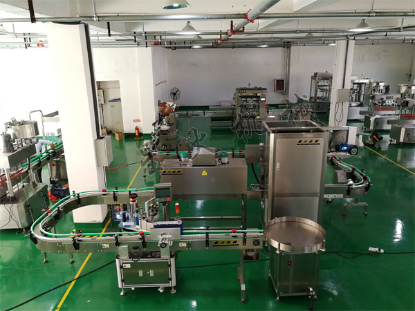 辣椒醬加工設備廠家-全自動辣椒醬生產(chǎn)線廠房實拍