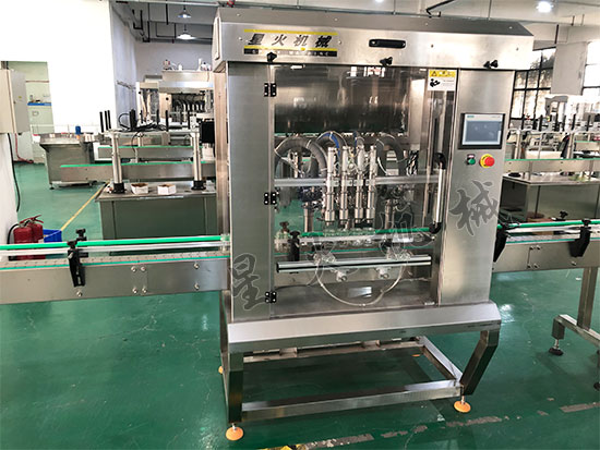 全自動醬類灌裝機(jī)設(shè)備展示