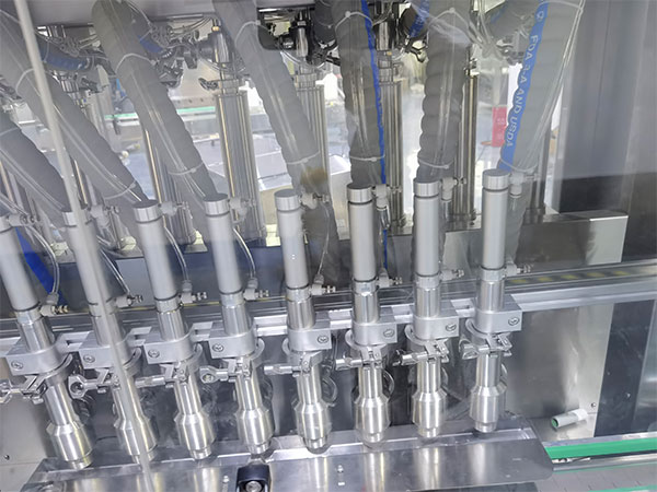 河南濃醬灌裝機(jī)